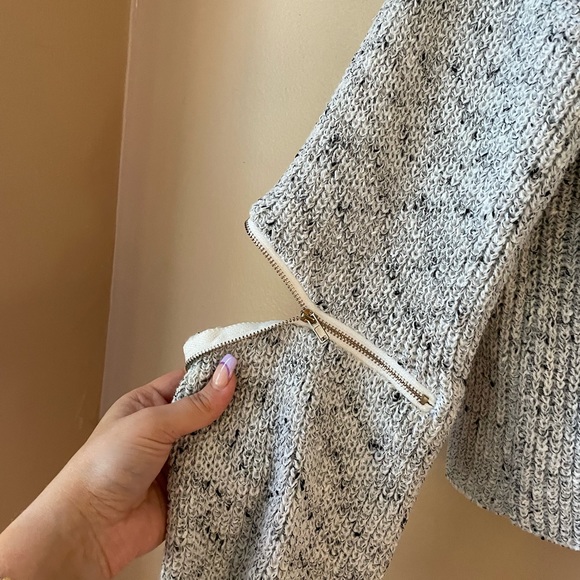 LF turtleneck sweater zipper sleeves - Picture 5 of 6